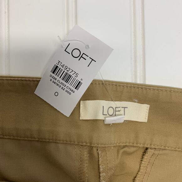 LOFT Khaki Wide Leg Pleat Front Trousers Pants Sz 0 - Picture 4 of 10